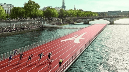 Coureurs sur la Seine pour les JO de 2024